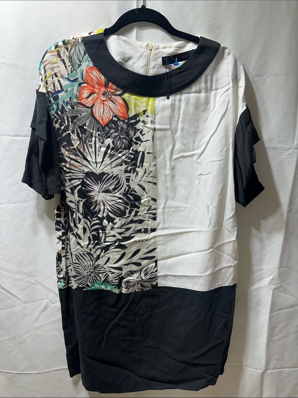 Mixed Floral Panel Short-Sleeve Tunic - Black & White